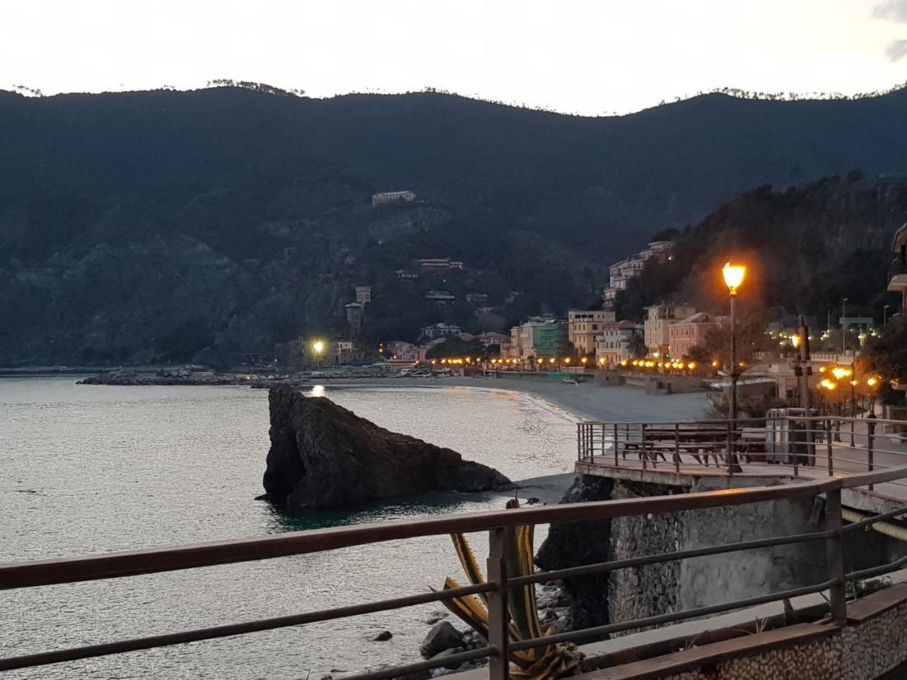 Stunning Seaview Apartment Monterosso al Mare Exterior photo